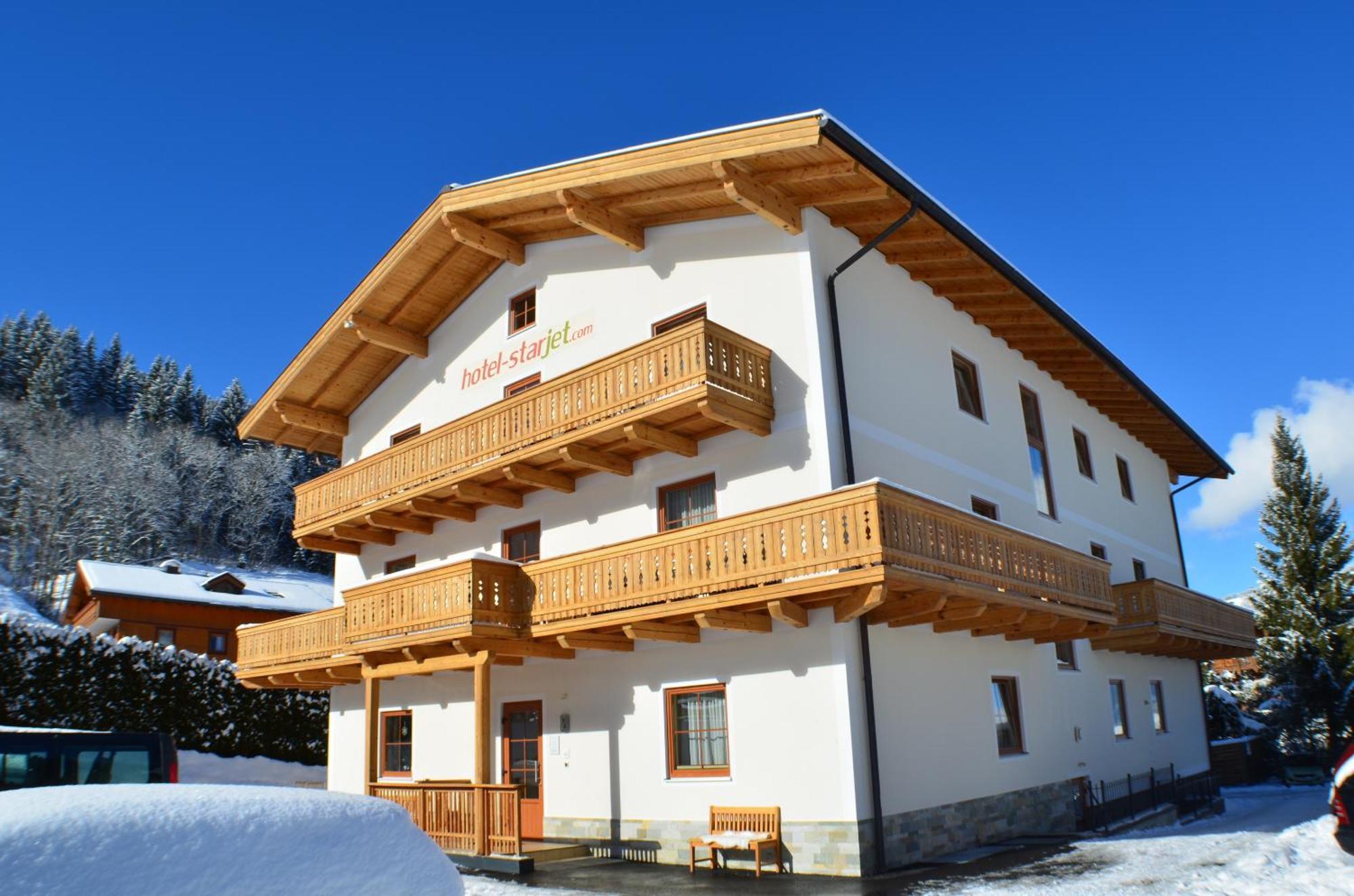 Hotel Starjet Флахау Экстерьер фото